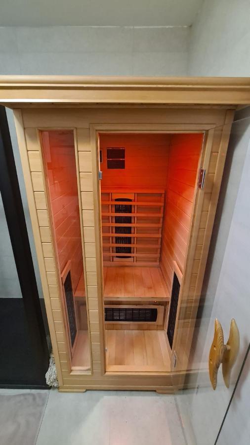Apartment With Sauna In City Centre Split Exterior photo