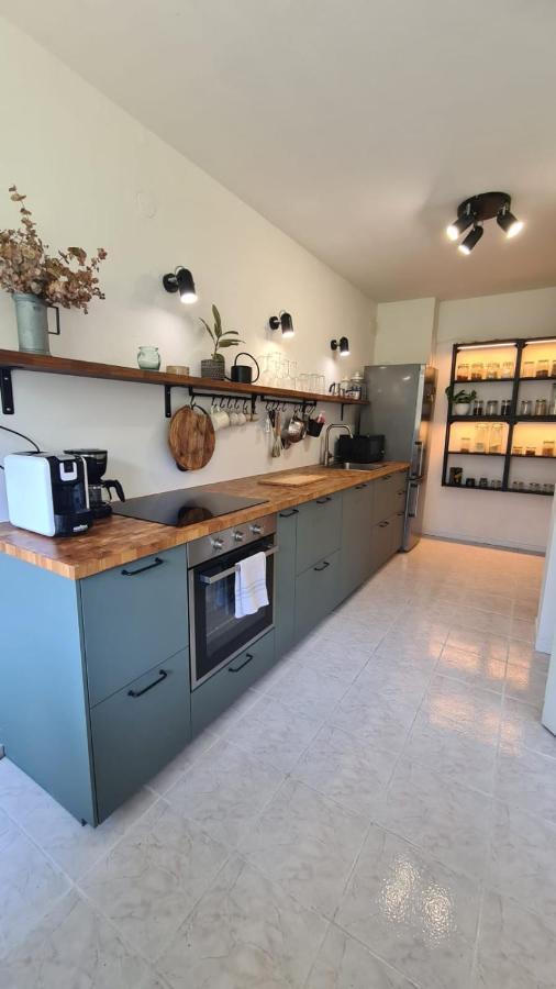 Apartment With Sauna In City Centre Split Exterior photo