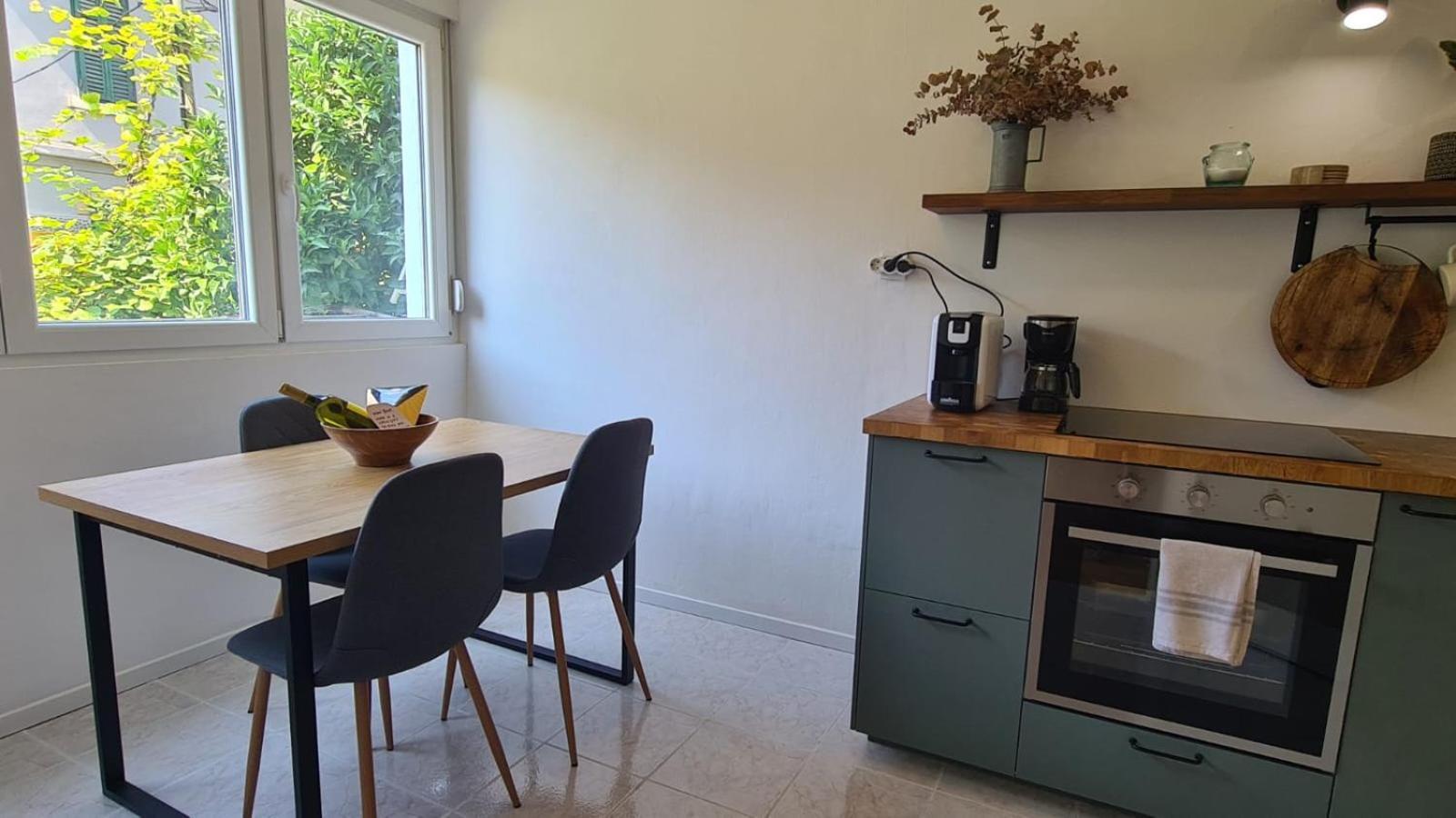 Apartment With Sauna In City Centre Split Exterior photo